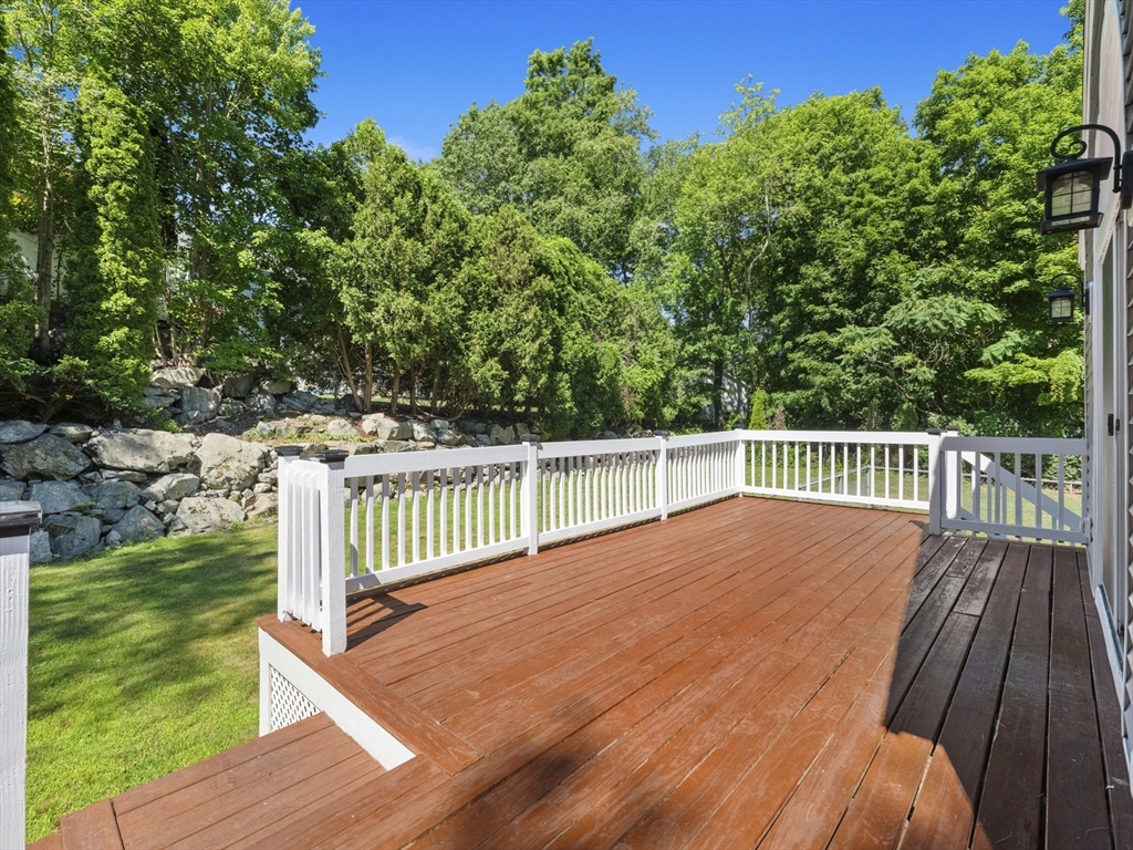 65 Old Nahant Road Wakefield, MA 01880 - Photo 37 of 42