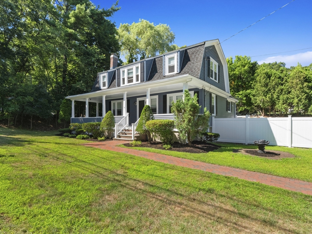 65 Old Nahant Road Wakefield, MA 01880 - Photo 4 of 42