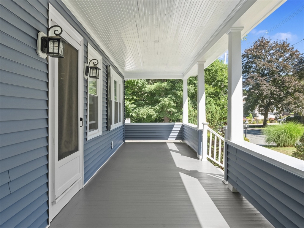 65 Old Nahant Road Wakefield, MA 01880 - Photo 5 of 42