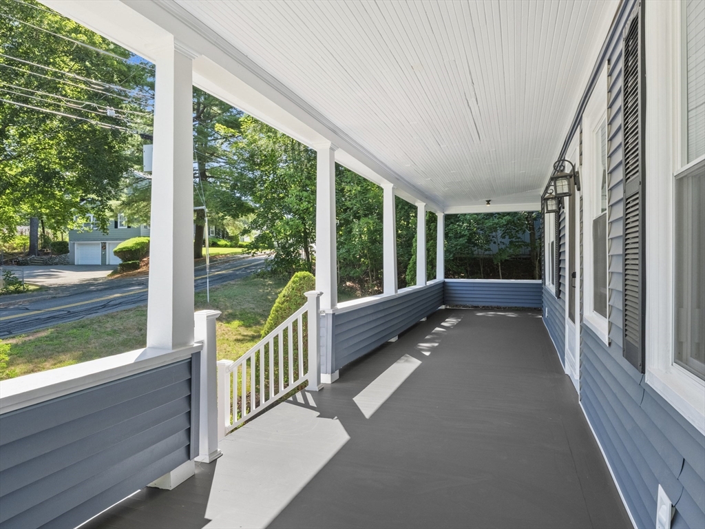 65 Old Nahant Road Wakefield, MA 01880 - Photo 6 of 42