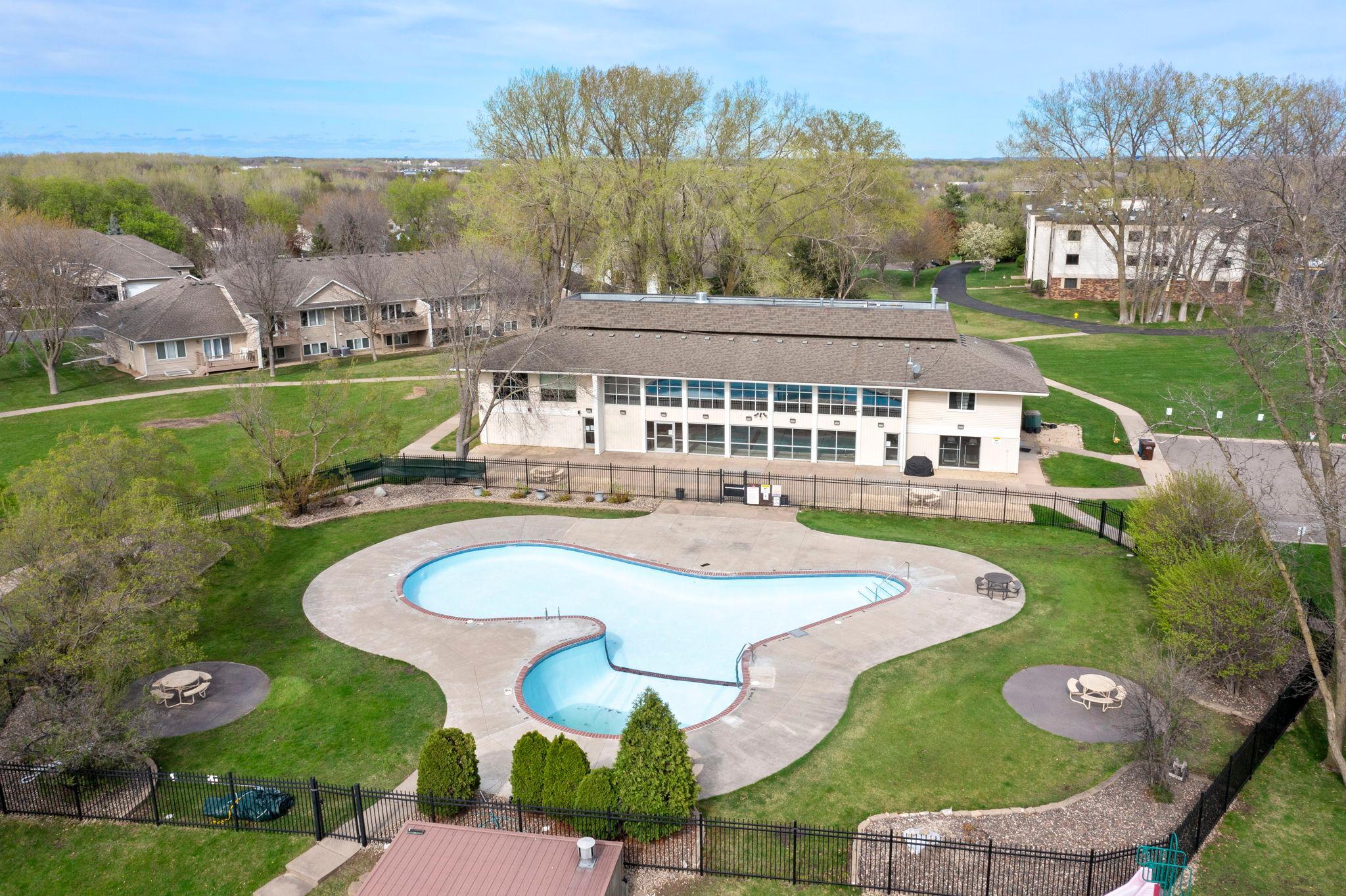 10720 Rockford Road, Unit 313 Plymouth, MN 55442 - Photo 34 of 47