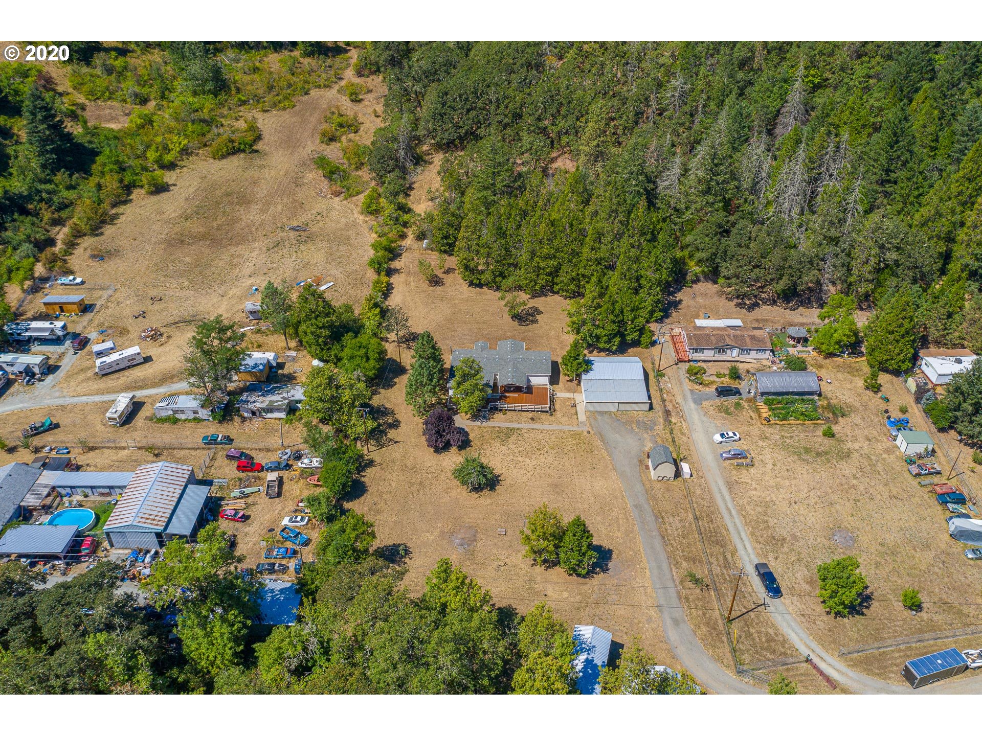 114 Homestake Lane Riddle, OR 97469 - Photo 5 of 31