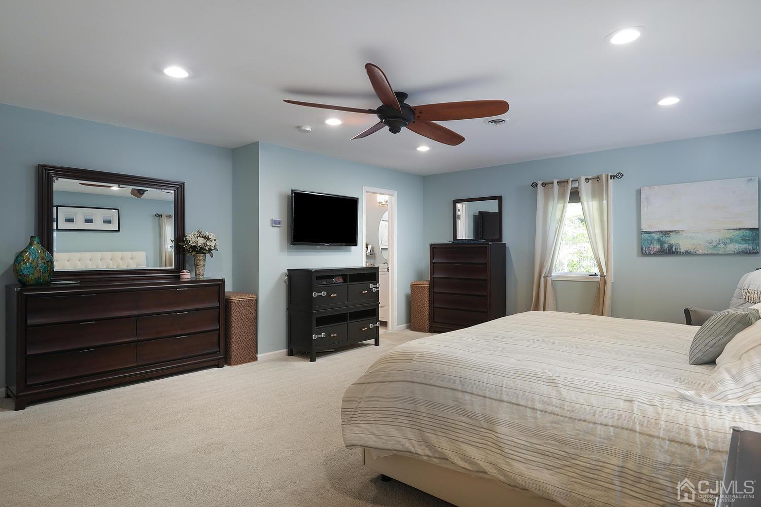 364 Rahway Road Edison, NJ 08820 - Photo 16 of 24 Gallery Image 16