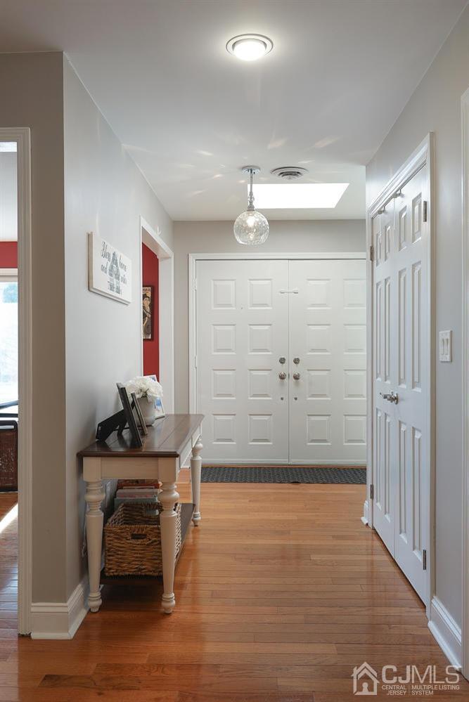 364 Rahway Road Edison, NJ 08820 - Photo 3 of 24 Gallery Image 3