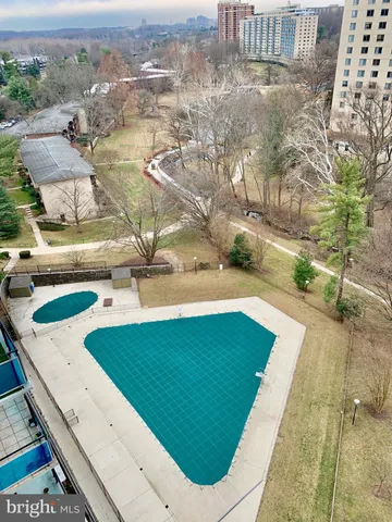 $2,100 | 10500 Rockville Pike, Unit 1114, Rockville, MD 20852