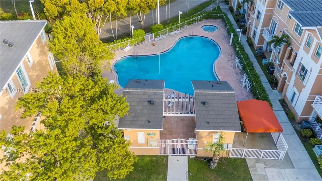 $345,000 | 17710 Northwest 73rd Avenue, Unit 20120, Hialeah, FL 33015