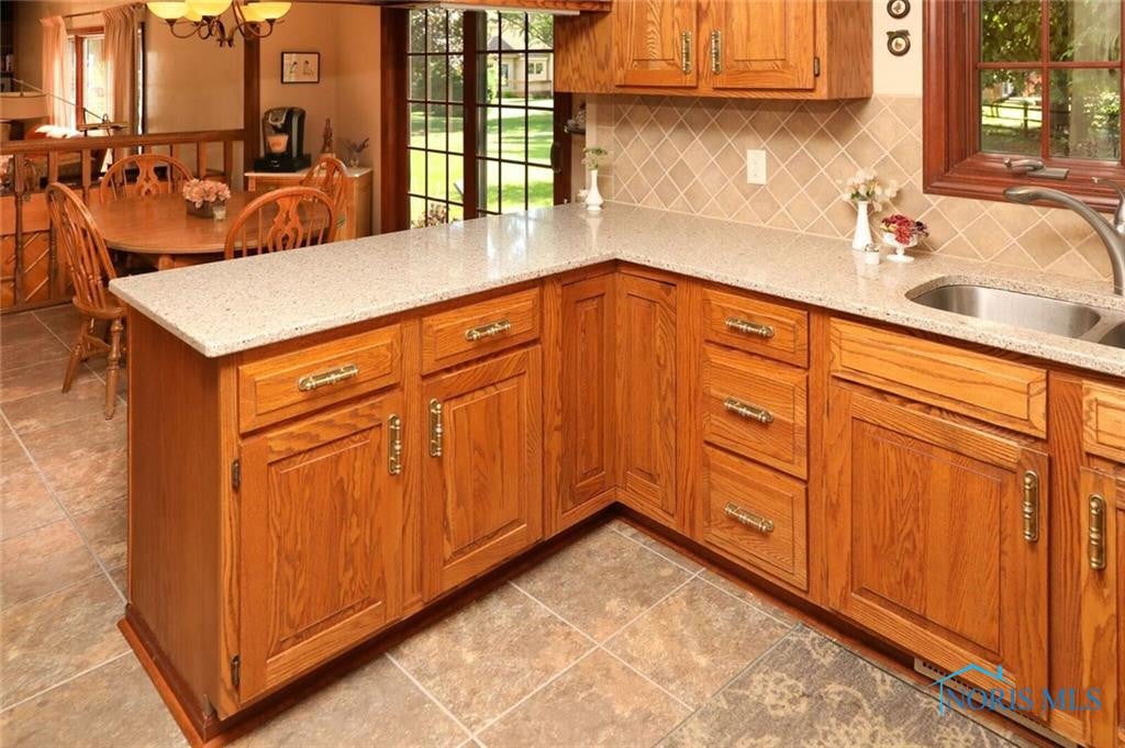 7647 Kings Run Road Sylvania, OH 43560 - Photo 11 of 24 Gallery Image 11