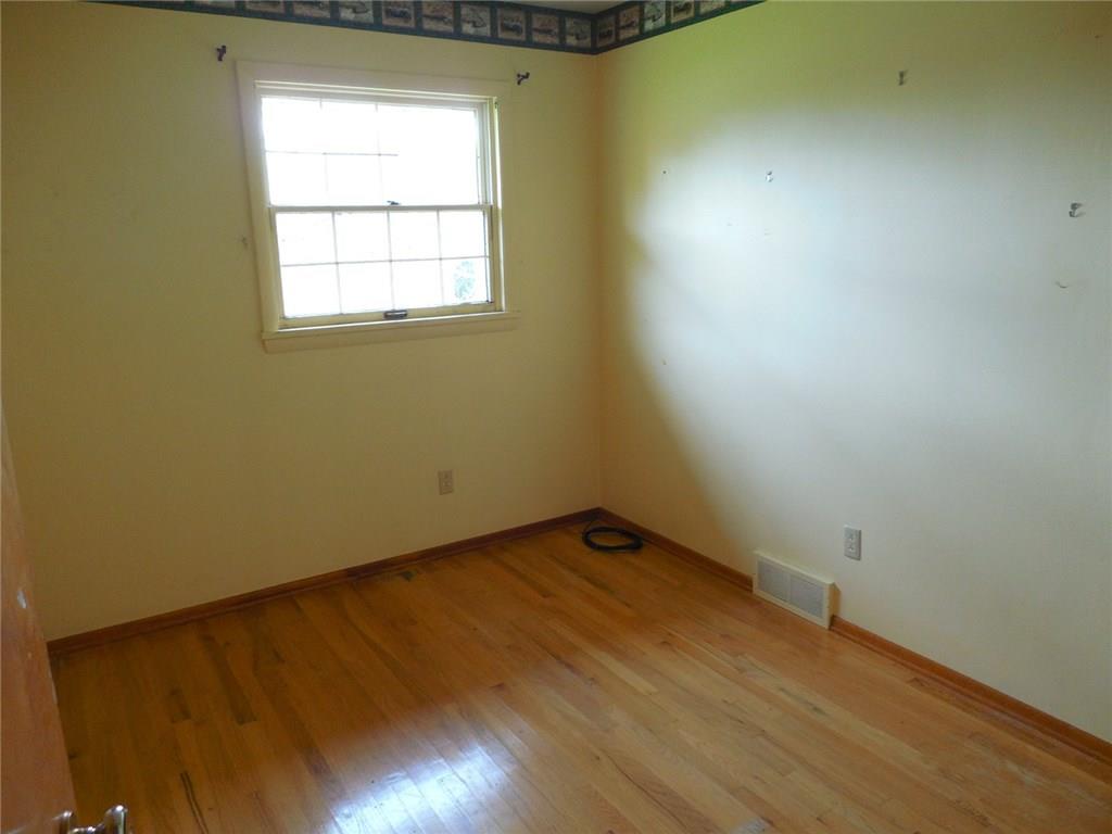 89 Coyle Curtin Road Monongahela, PA 15063 - Photo 8 of 12 Gallery Image 8