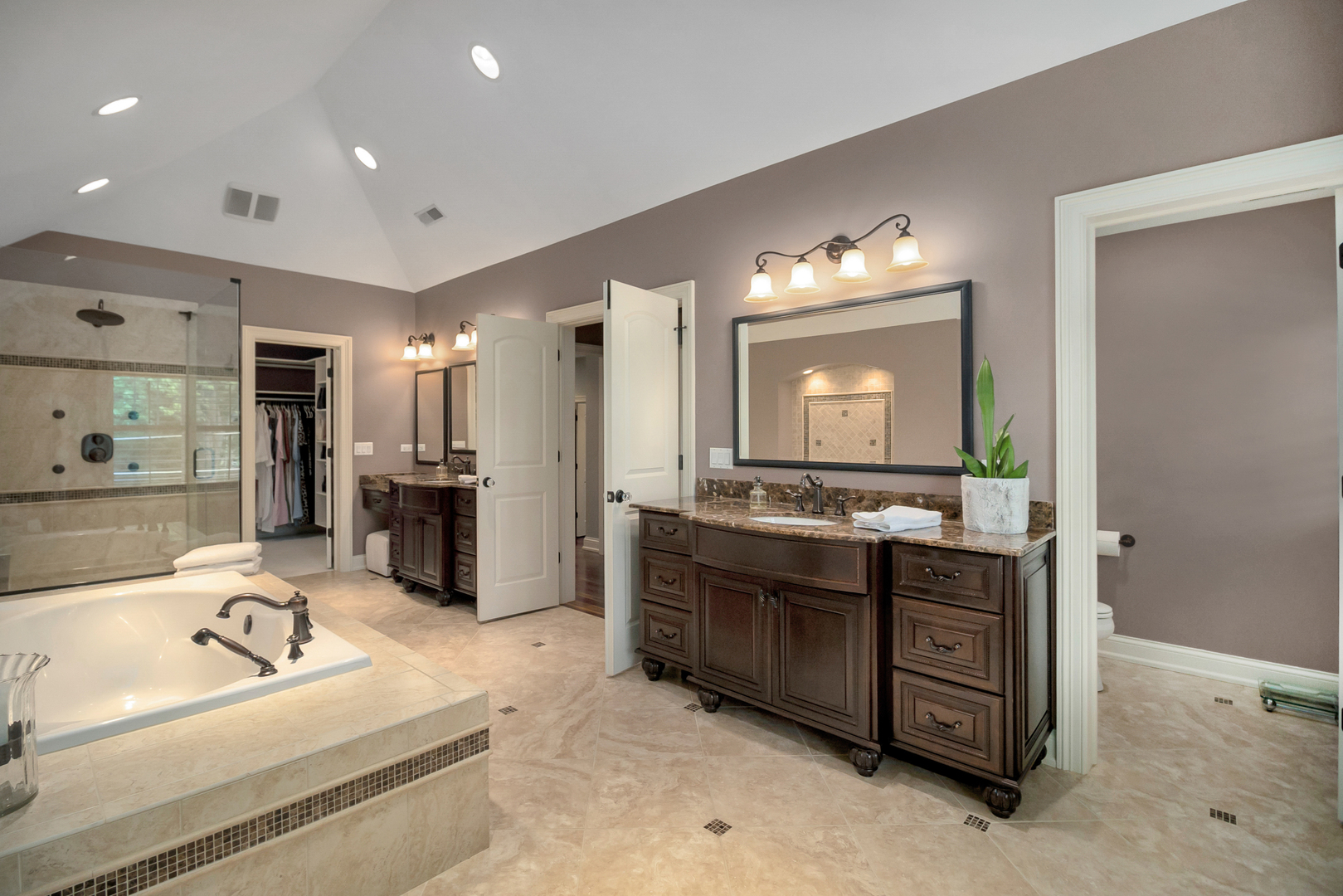 705 Sunset Drive Naperville, IL 60540 - Photo 5 of 55