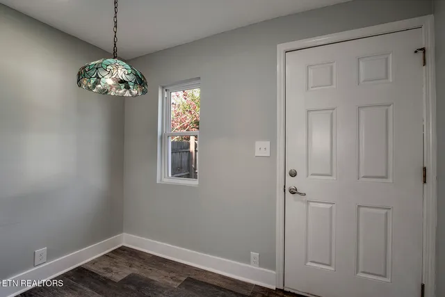 $349,900 | 615 Banks Avenue, Knoxville, TN 37917