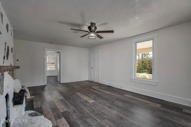 $349,900 | 615 Banks Avenue, Knoxville, TN 37917