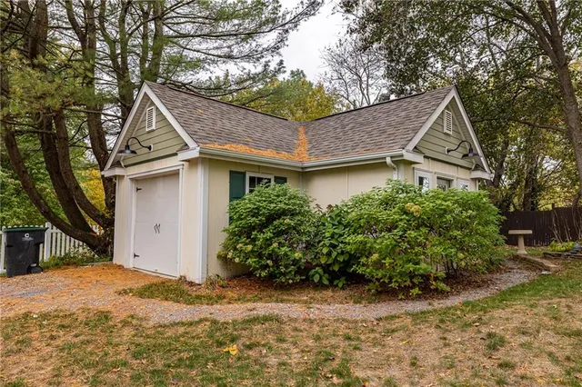 a house view with a outdoor space