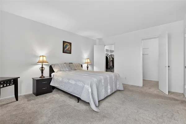 $399,900 | 5429 Newcastle Avenue, Unit 204, Encino, CA 91316