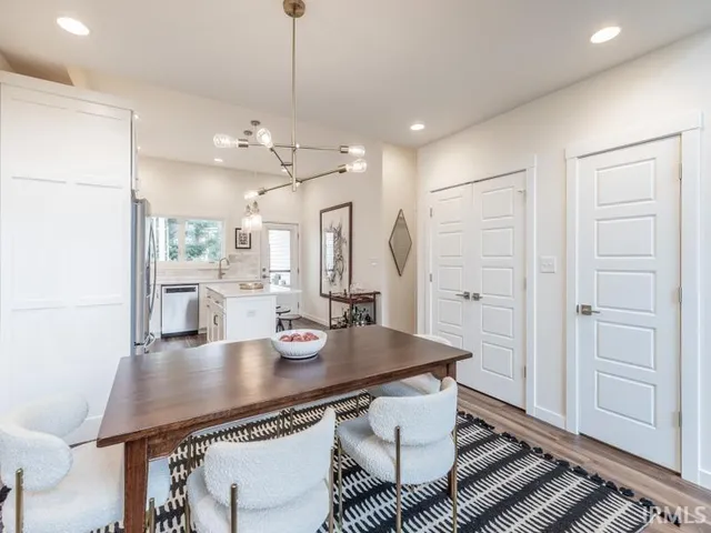 $392,500 | 31 Jefferson Avenue, Unit 102, Evansville, IN 47713