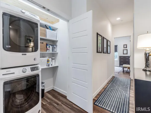 $392,500 | 31 Jefferson Avenue, Unit 102, Evansville, IN 47713