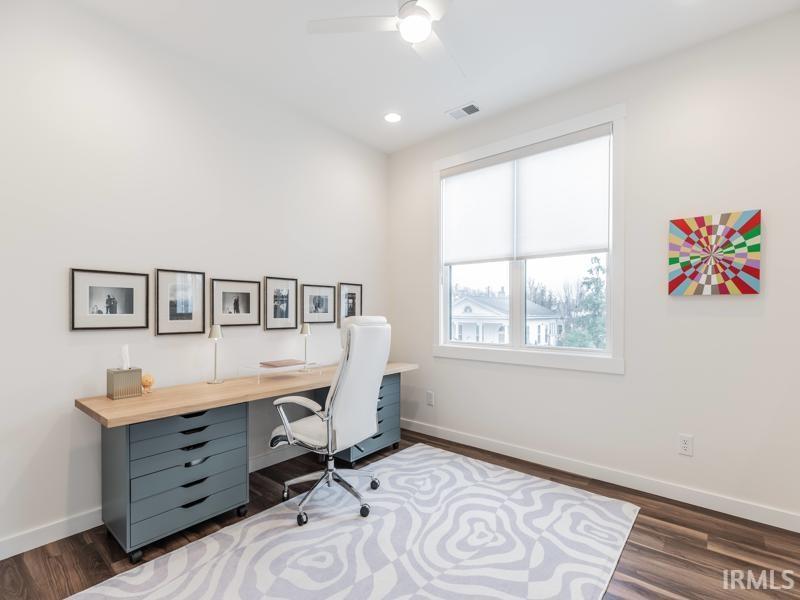 31 Jefferson Avenue, Unit 102 Evansville, IN 47713 - Photo 24 of 36