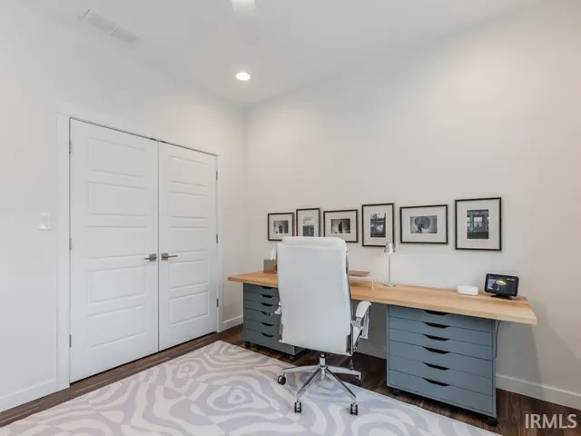 $392,500 | 31 Jefferson Avenue, Unit 102, Evansville, IN 47713