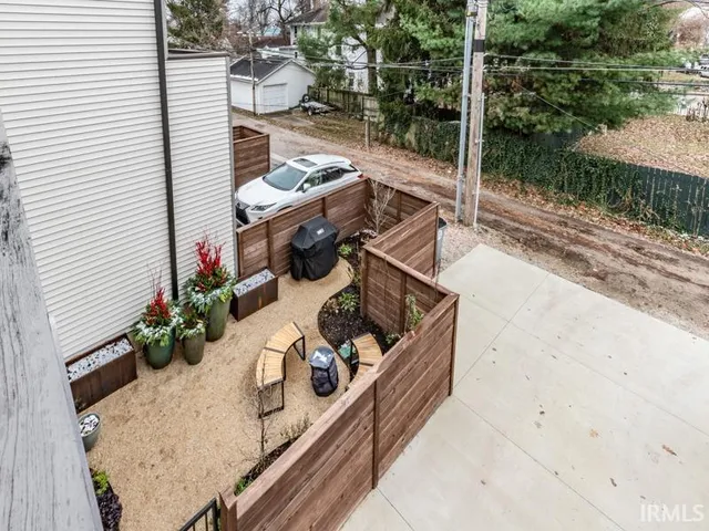 $392,500 | 31 Jefferson Avenue, Unit 102, Evansville, IN 47713