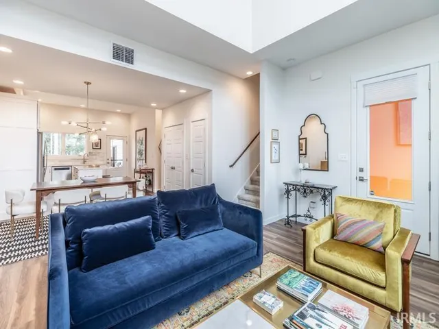 $392,500 | 31 Jefferson Avenue, Unit 102, Evansville, IN 47713