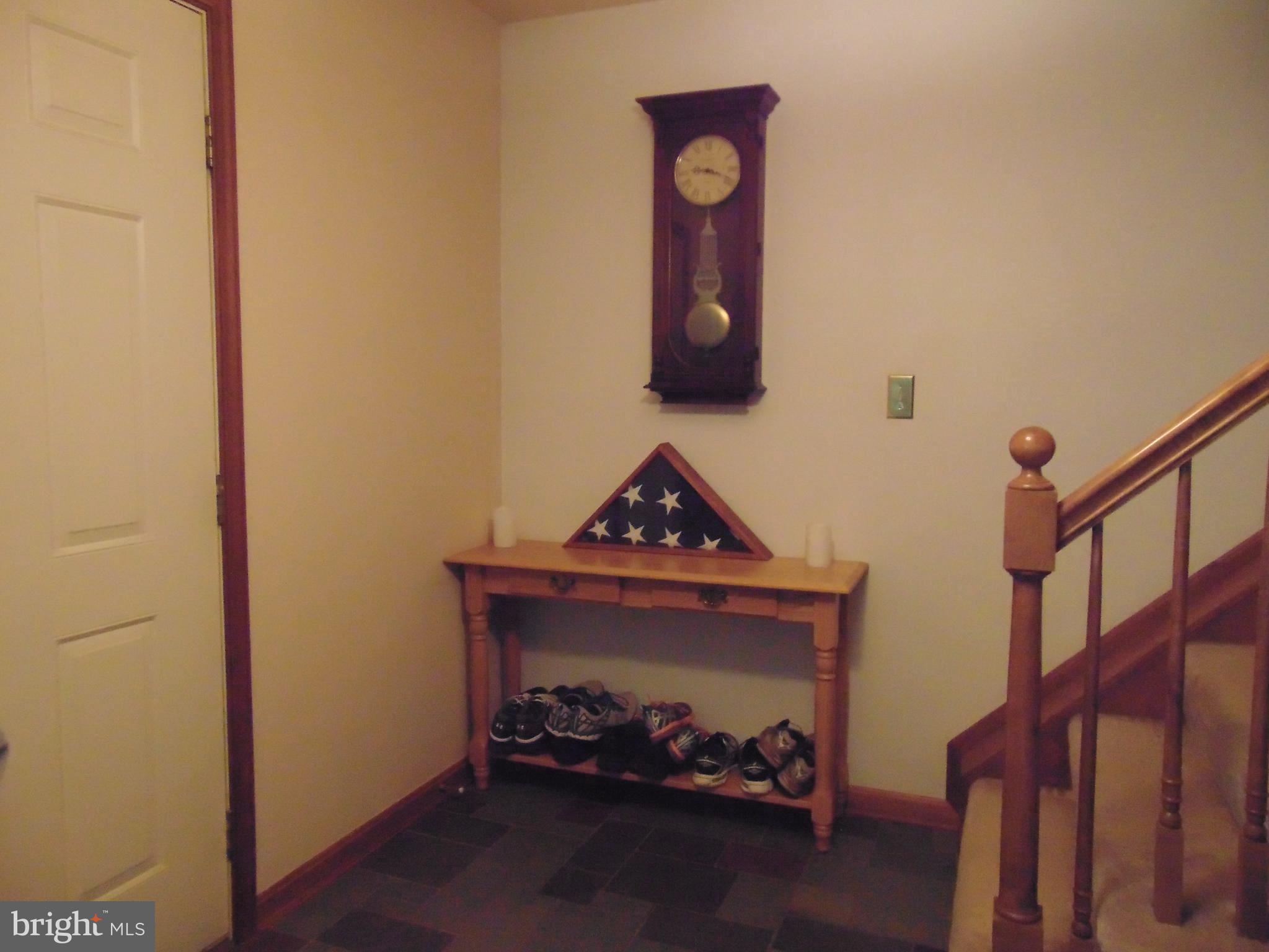 8411 Berkfield Road Baltimore, MD 21237 - Photo 3 of 23 Welcoming Foyer