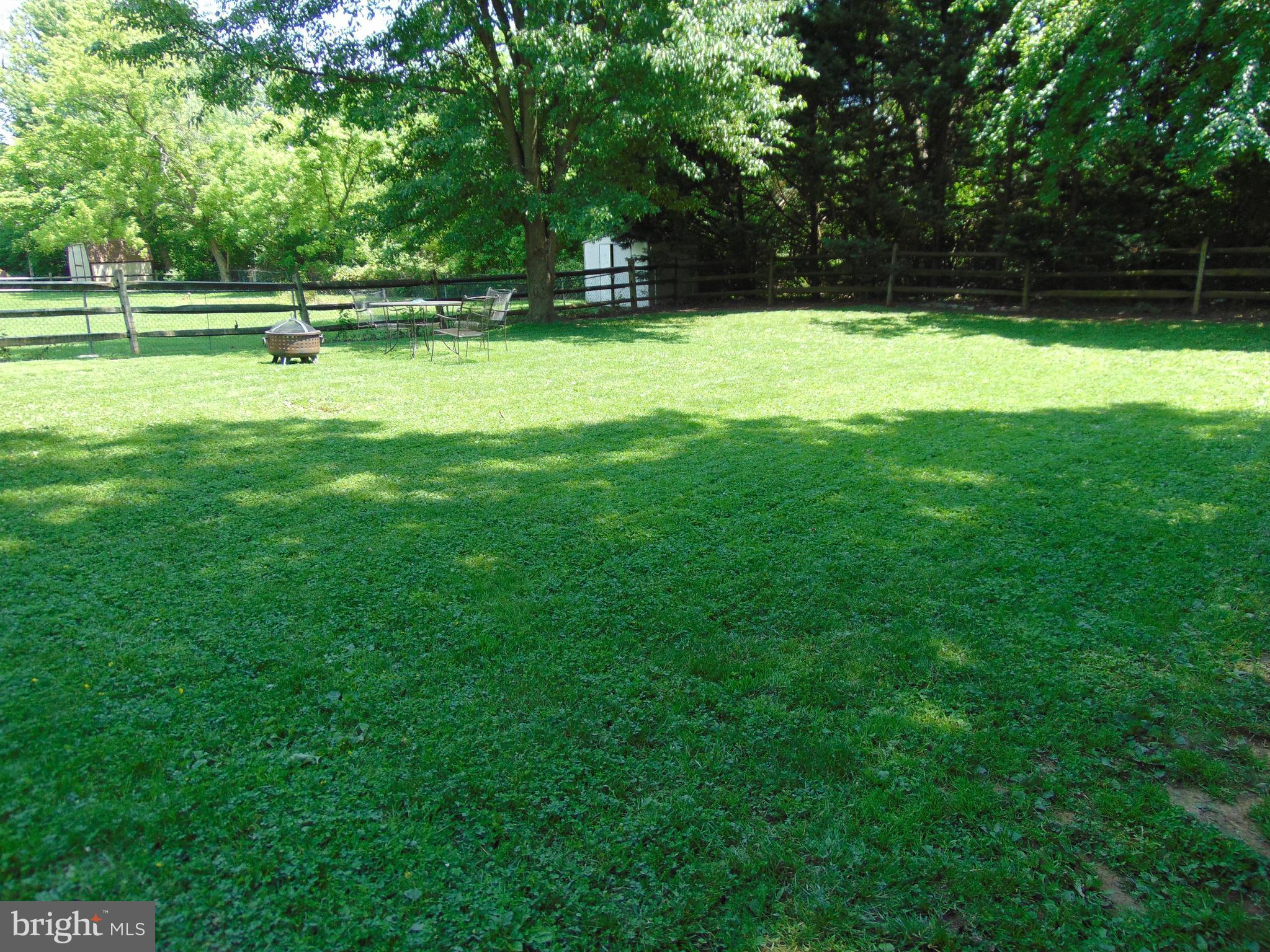 8411 Berkfield Road Baltimore, MD 21237 - Photo 21 of 23 Rear Yard