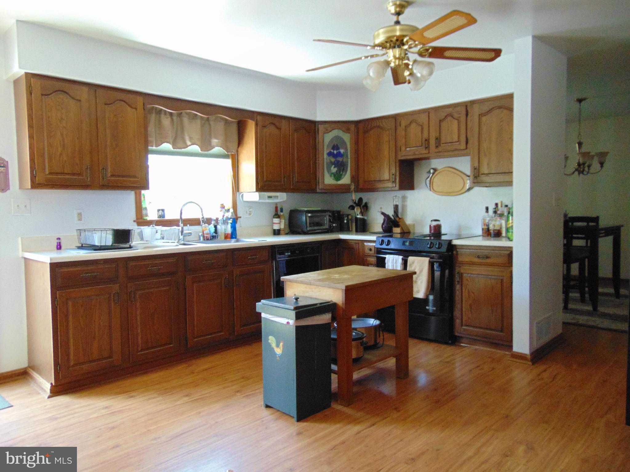 8411 Berkfield Road Baltimore, MD 21237 - Photo 8 of 23 Huge Kitchen, Table space, lots counters/cabinets