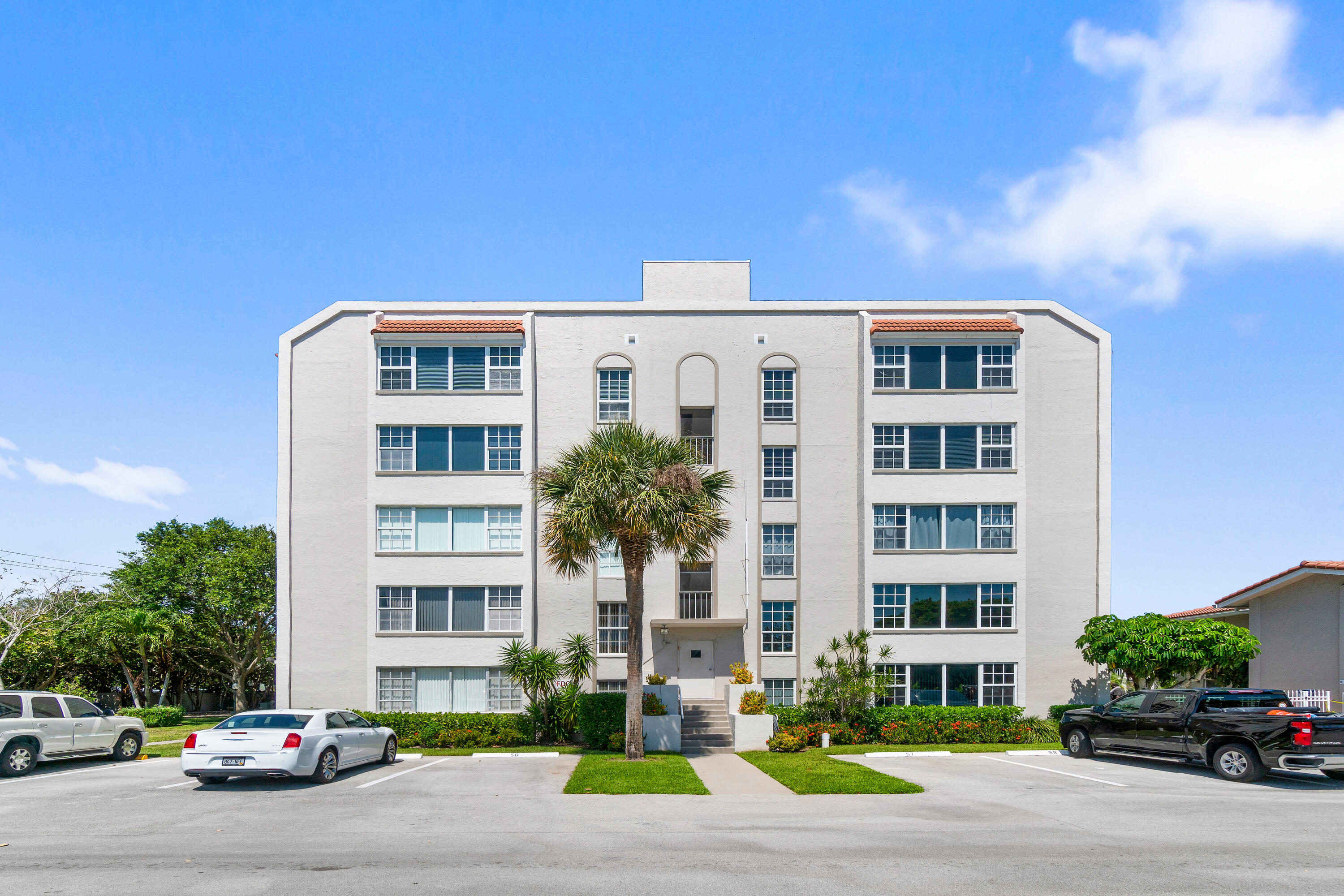250 Northeast 20th Street, Unit 1220 Boca Raton, FL 33431 - Photo 1 of 25 001-250Northeast20thStreet-122-BocaRaton