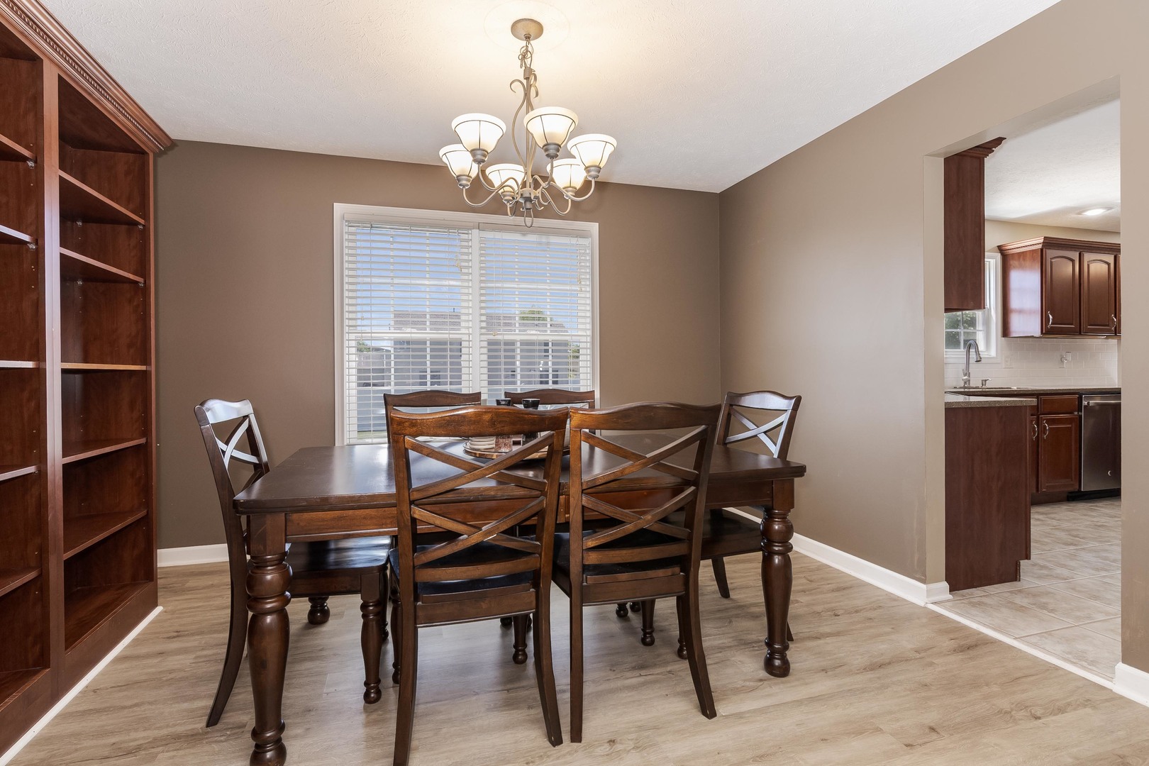 305 Prairie View Drive Hudson, IL 61748 - Photo 14 of 59