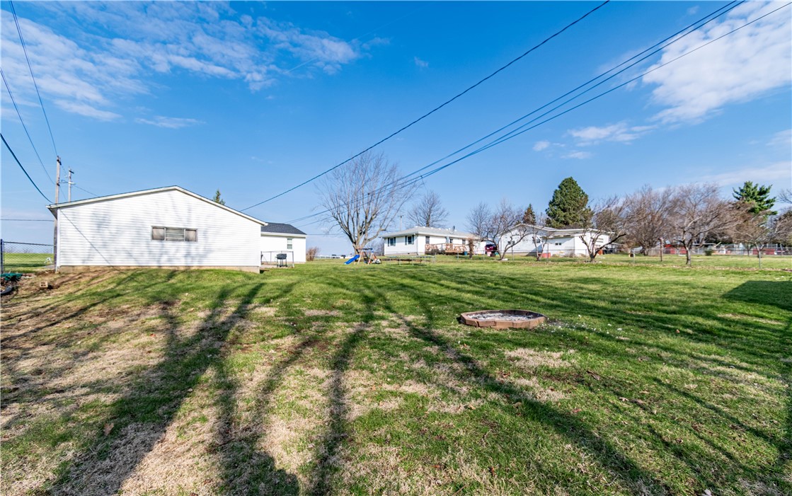 3888 North Taylor Avenue Decatur, IL 62526 - Photo 19 of 22 Gallery Image 19