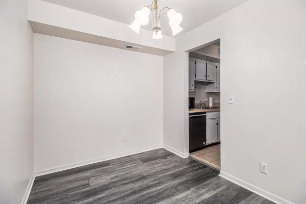 $120,000 | 742 West Kilgore Road, Unit 108, Kalamazoo, MI 49008