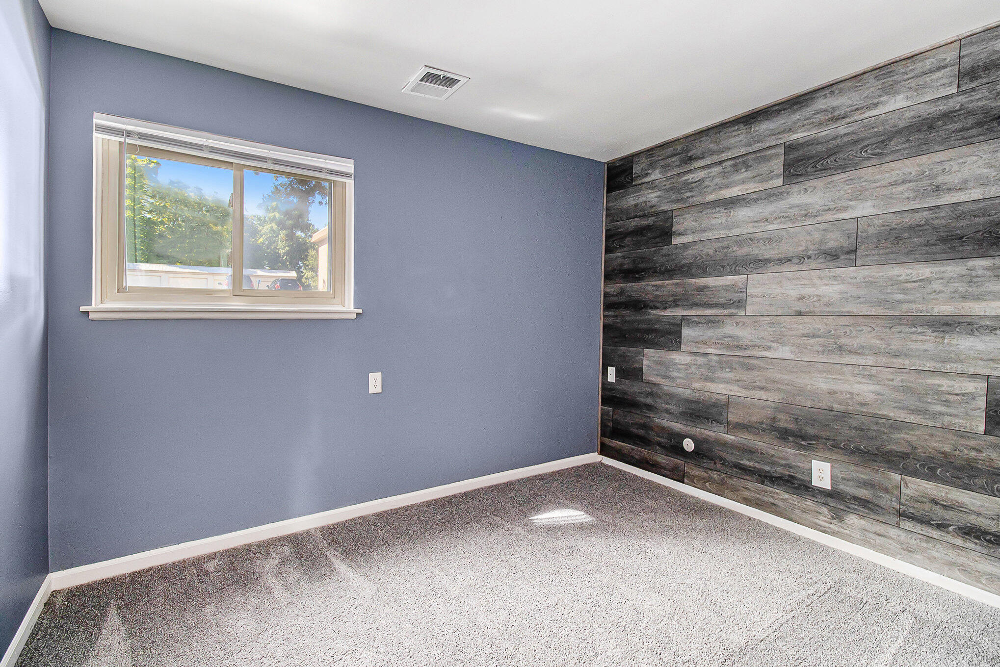 742 West Kilgore Road, Unit 108 Kalamazoo, MI 49008 - Photo 23 of 28 015_img_4911img_4911_620