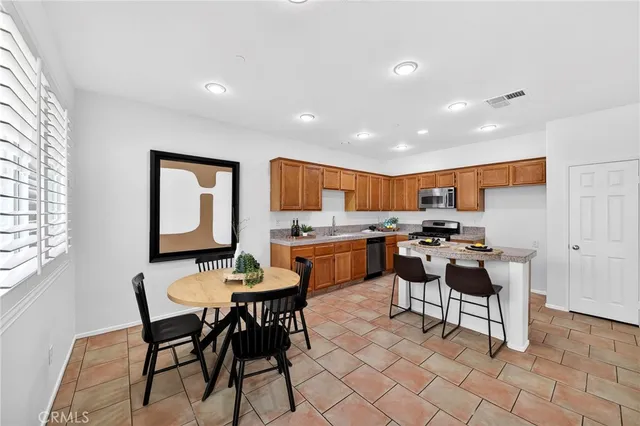 $3,100 | 11515 Bridgecourt Drive, Riverside, CA 92505