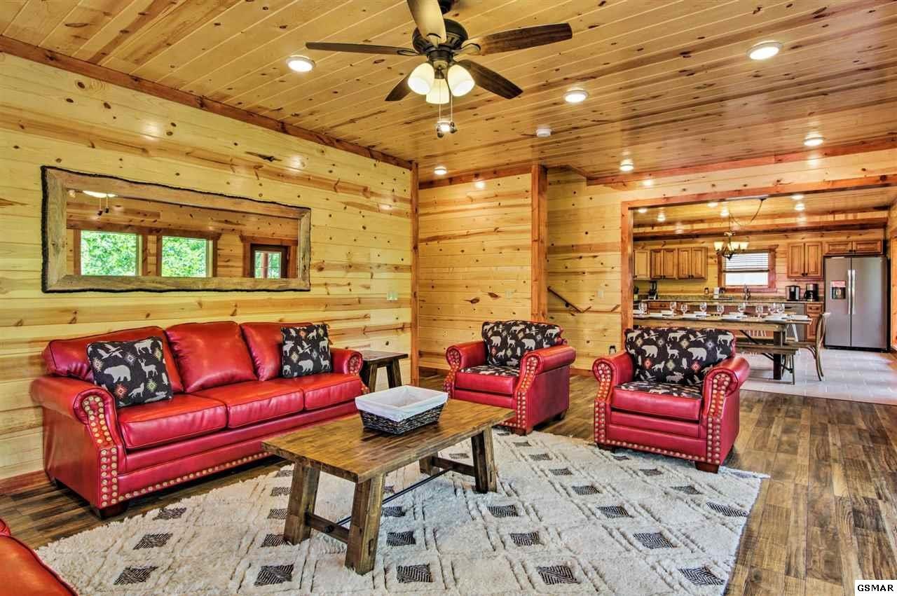 3242 Smoky Ridge Way Sevierville, TN 37862 - Photo 2 of 36 Gallery Image 2