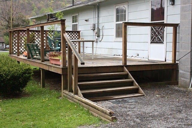 162 Shady Grove Road Rupert, WV 25984 - Photo 15 of 20 Deck