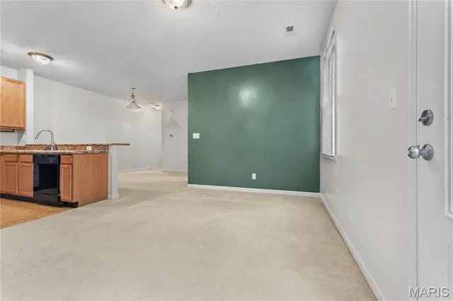 $175,000 | 3416 Hiram Street, Unit B2, St. Charles, MO 63301