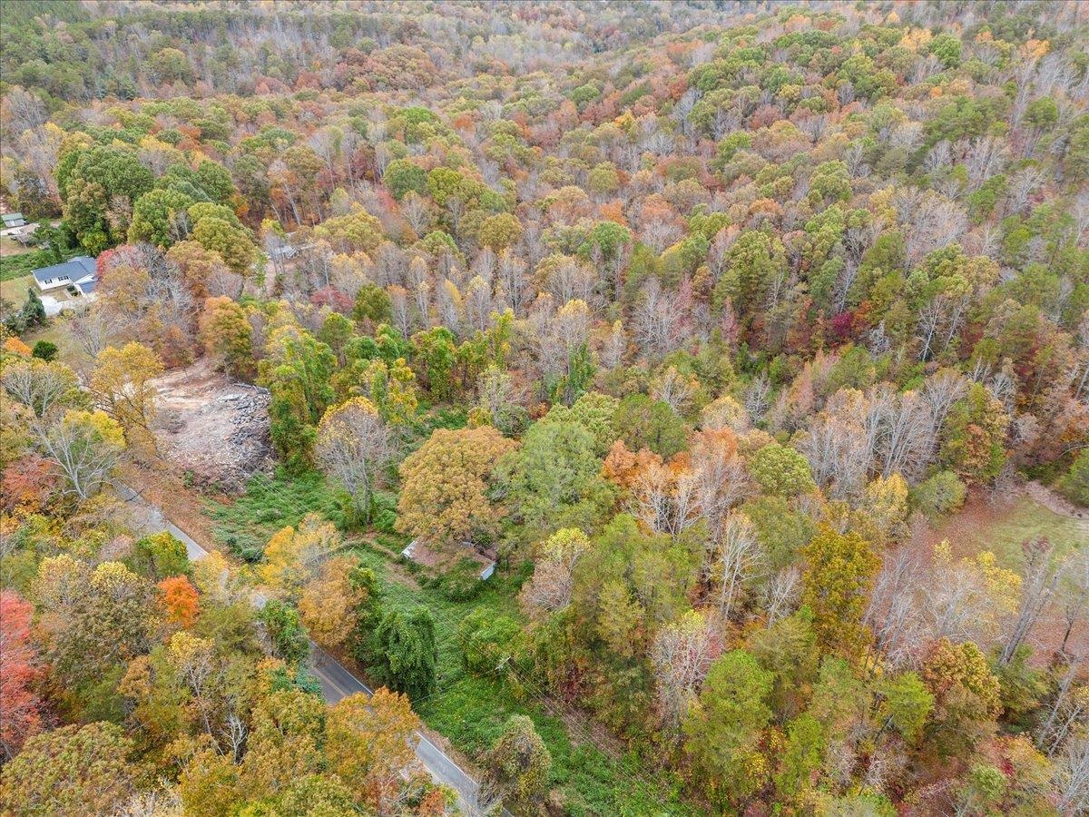 565 Hunts Bridge Road Easley, SC 29640 - Photo 9 of 10