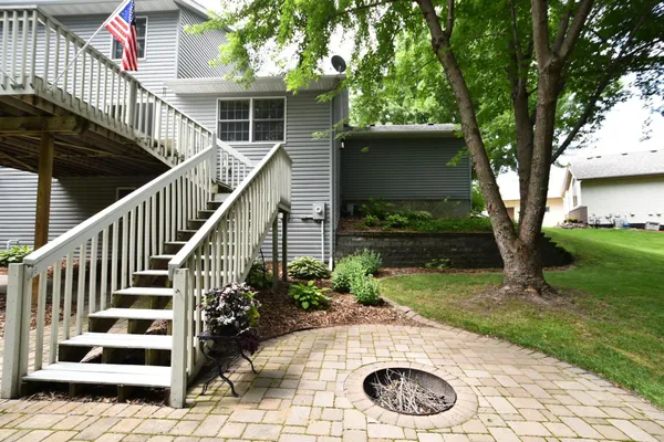 $489,900 | 340 Perry Court, Zumbrota, MN 55992