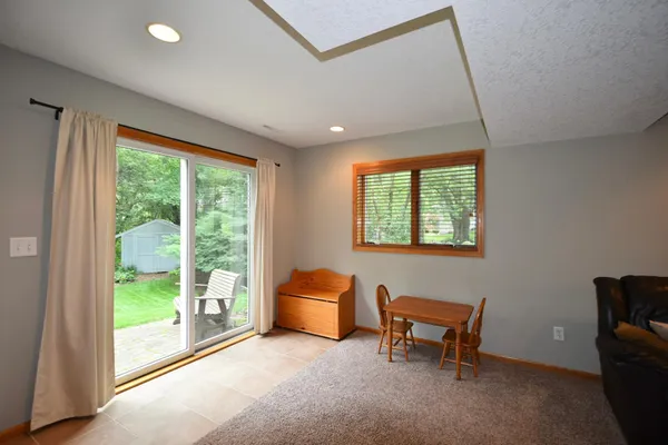 $489,900 | 340 Perry Court, Zumbrota, MN 55992