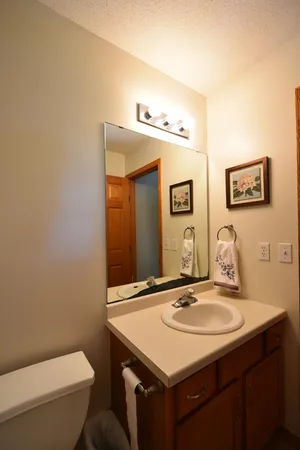 $489,900 | 340 Perry Court, Zumbrota, MN 55992
