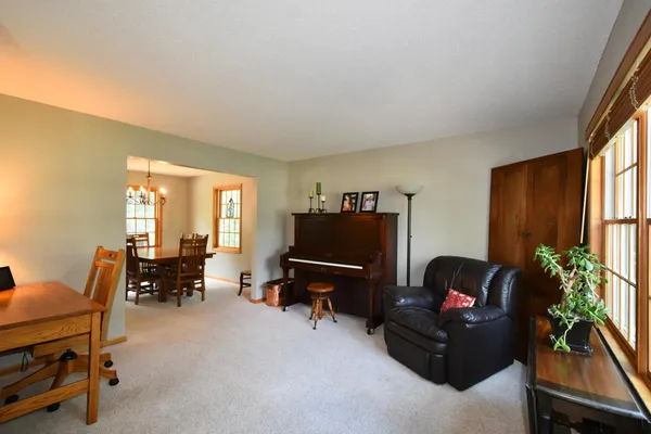 $489,900 | 340 Perry Court, Zumbrota, MN 55992
