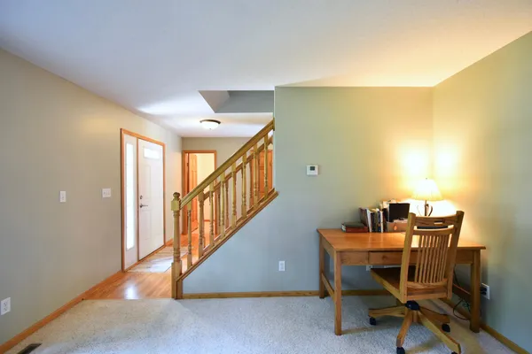 $489,900 | 340 Perry Court, Zumbrota, MN 55992