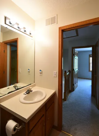 $489,900 | 340 Perry Court, Zumbrota, MN 55992