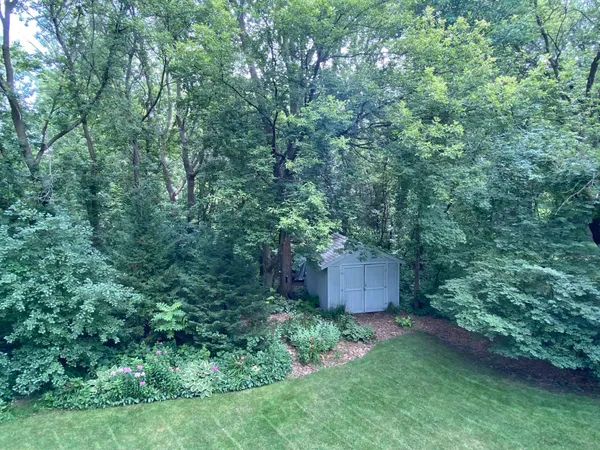 $489,900 | 340 Perry Court, Zumbrota, MN 55992