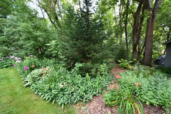 $489,900 | 340 Perry Court, Zumbrota, MN 55992