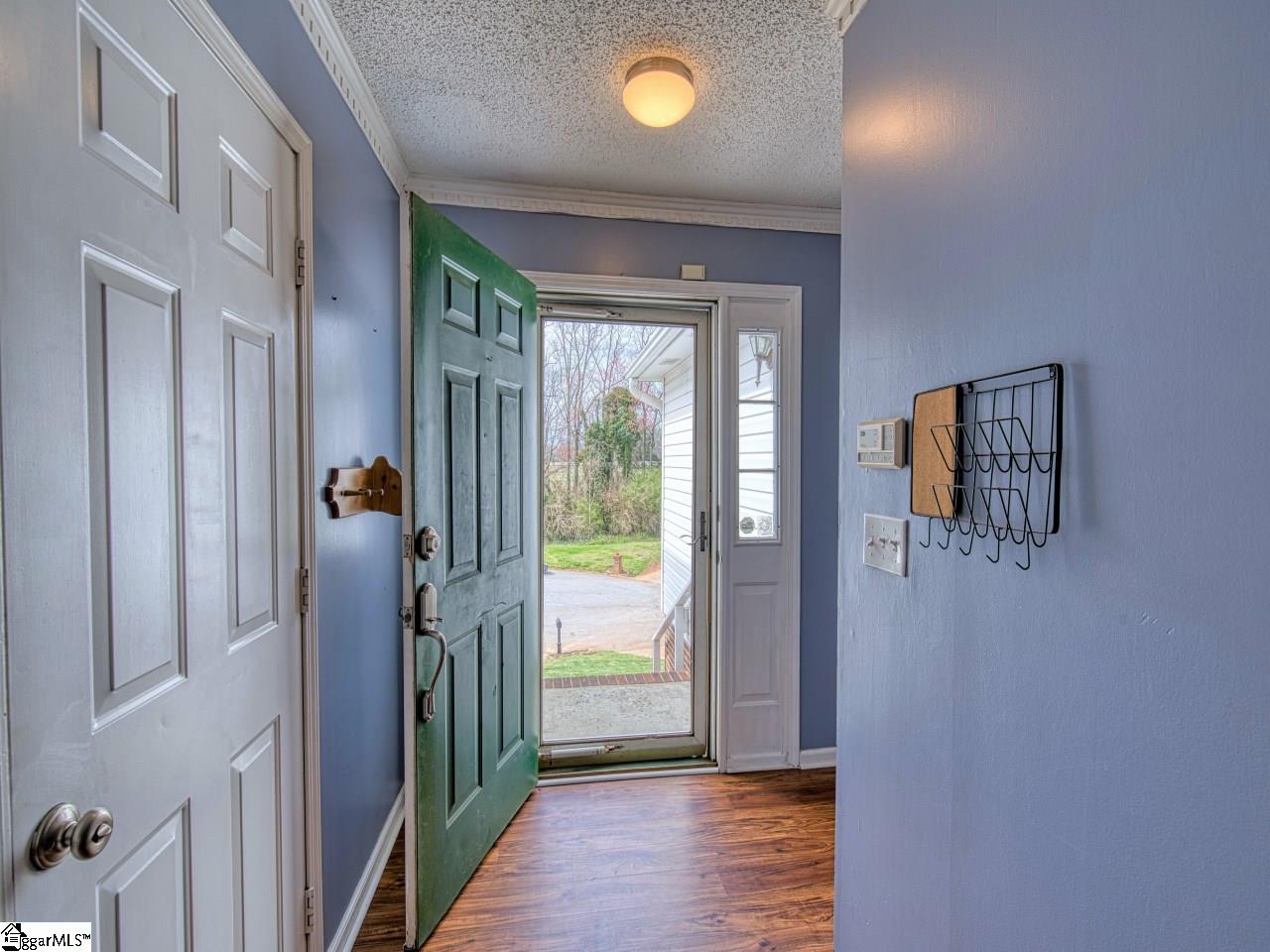 116 Cedar Ridge Lane Simpsonville, SC 29681 - Photo 3 of 24 Gallery Image 3