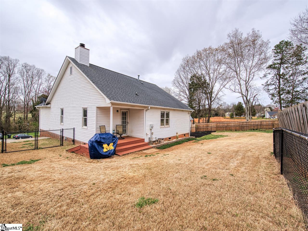 116 Cedar Ridge Lane Simpsonville, SC 29681 - Photo 23 of 24 Gallery Image 23