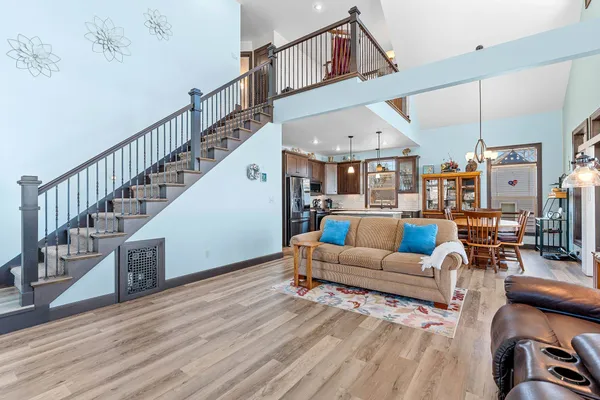 $899,900 | 4813 Edgewater Beach Road, Green Bay, WI 54311