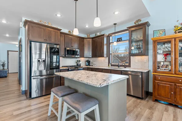 $899,900 | 4813 Edgewater Beach Road, Green Bay, WI 54311