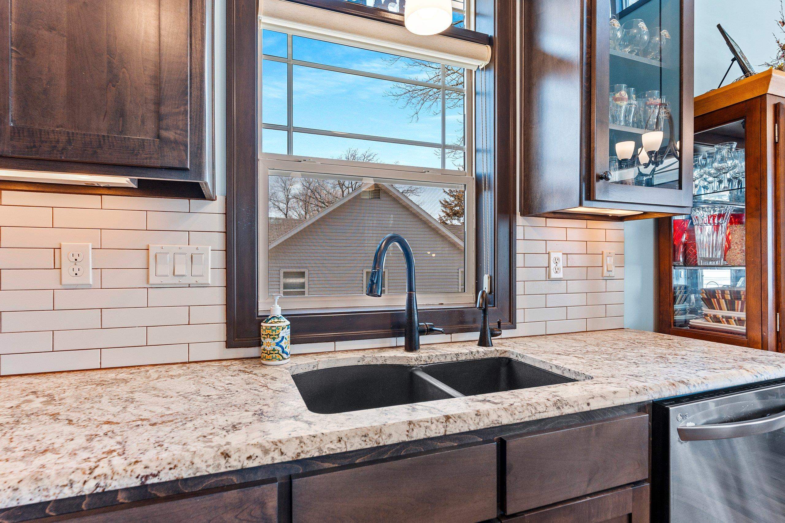 4813 Edgewater Beach Road Green Bay, WI 54311 - Photo 21 of 86