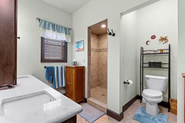 $899,900 | 4813 Edgewater Beach Road, Green Bay, WI 54311
